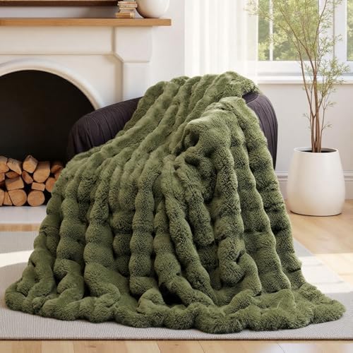 Lotus Karen Faux Fur Throw Blanket Dark Green - 800 GSM Bubble Rabbit Fluff Blanket for Couch Bed Sofa,Softest Fluffy Fuzzy Cozy Blanket,Thick Furry Plush Shaggy Warm Blankets for Women,50x60 Inches - Image 3