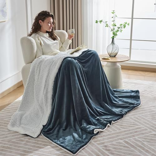 NANPIPER Warm Sherpa Blanket King Size for Bed, Soft Fleece for Winter, Fuzzy Plush Throw Gift for Women, Forest Green 90x108 Inches by NANPIPER