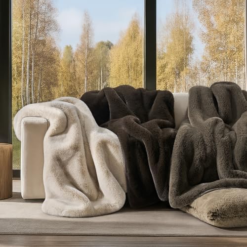 EVERGRACEHOME Faux Chinchilla Fur Throw Blanket, 60"x80", Smoky Sable - Image 6