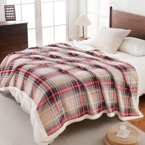 PU MEI Sherpa Fleece Throw Blanket 60" x 80" Reversible Plush Fluffy Large Big Blanket Lattice Flannel Blankets for All Season Use, Chrismas Red - Image 2