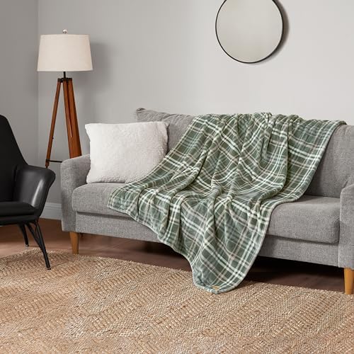 Lucky Brand Camper Plaid Olive Green 50"x70" Cozy Plush Blanket - Premium Microfiber Throw for Luxurious Comfort and Style - Image 4