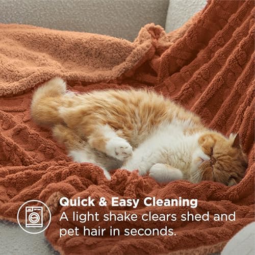 Bedsure Gentlesoft Sherpa Fleece Blanket Twin Size for Bed - Fluffy & Cozy Cable Jacquard Tufted for Women Gift, Thick and Warm Christmas Blanket for Winter, Orange, 60x80 Inches - Image 2