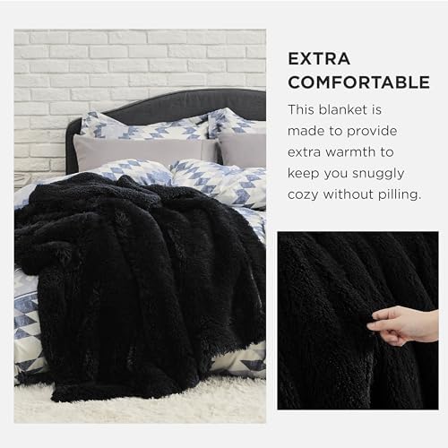 Bedsure Faux Fur Fluffy Sherpa Throw Blanket Couch Twin Black 60"x80" - Image 3