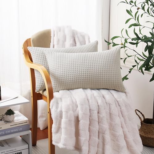 100% Egyptian Cotton 600 TC Waffle Weave Lumbar Pillow Covers 2 Pack - Image 2