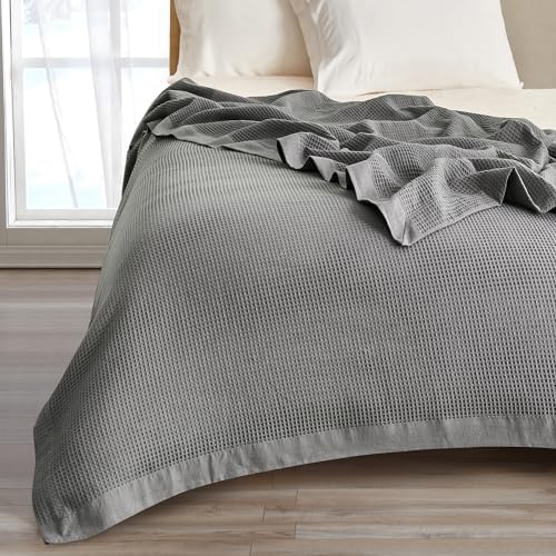 Great Bay Home 100% Cotton Blanket for Full/Queen Size Bed | Lightweight and Breathable Waffle Weave Blankets for Summer & Spring | Versatile, Layering Grey Bed Blanket, Light Grey, 90x90 inches by GreatBayHome