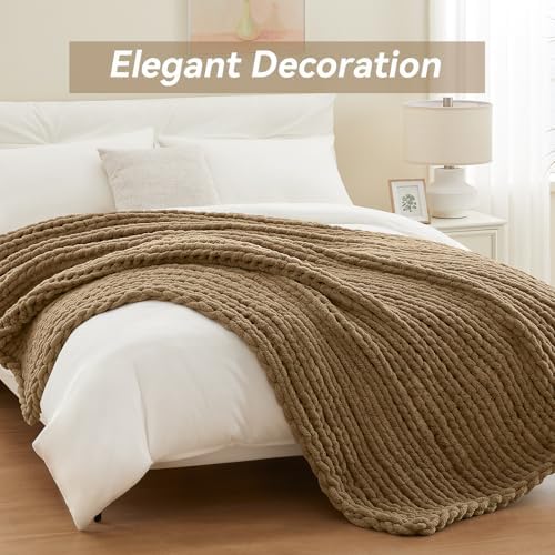 Negwoo Chunky Knit Throw Blanket, Knitted Throw Chenille Yarn, 60"*80" - Image 4