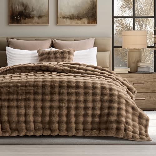EverGrace Faux Rabbit Fur Bubble Throw Blanket, 90"x90", Natural Tan by EVERGRACE