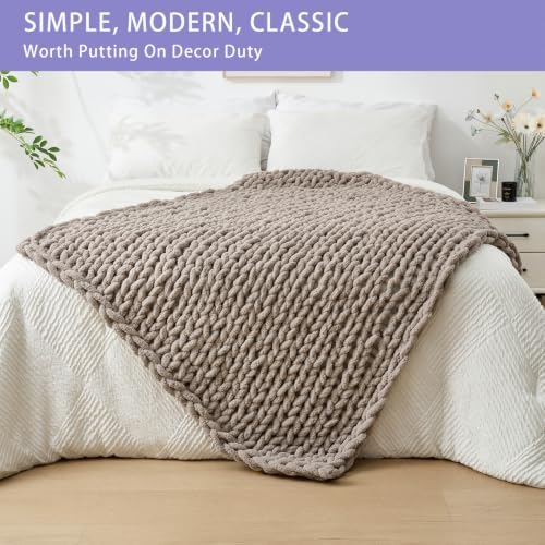 Bigacogo Chunky Knit Throw Blanket for Couch, 40x60 inches, Taupe - Image 3