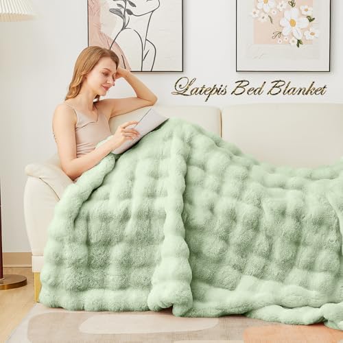 Latepis Faux Fur Throw Blankets Sage Green Bubble Cozy Soft Heavy Blanket for Couch Fuzzy Thick Blanket for Sofa Bedroom Plush Fluffy Warm Blankets for Winter Luxury Throw Blanket 50''x60'', 860gsm - Image 3