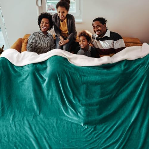 Bedsure GentleSoft Sherpa Fleece Cal King Blankets for Bed, Non-Heated, Thick and Warm Oversized Throw for Women and Men, Soft Fuzzy Plush Large Blanket for Winter, Forest Green, 112x98 Inches - Image 2