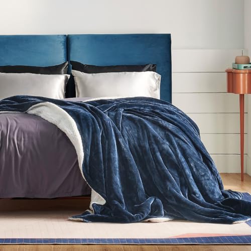 Bedsure GentleSoft Sherpa Fleece Blanket Queen Size for Bed, Non-Heated, Thick and Warm Throw for Women and Men, Soft Fuzzy Plush Queen Blanket for Winter, Slate Blue, 90x90 Inches - Image 3