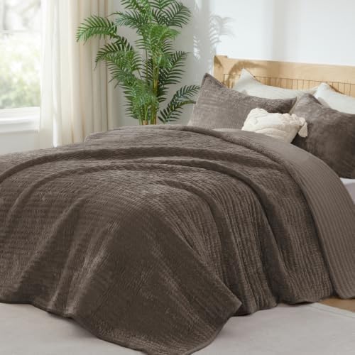 BEDELITE Velvet Quilt Set Queen Size, Luxury Velvet Comforter Bedding by BEDELITE
