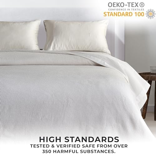 Great Bay Home 100% Cotton Blanket for King Size Bed | Lightweight and Breathable Waffle Weave Blankets for Summer & Spring | Versatile, Layering White Bed Blanket, White, 102x90 inches - Image 5