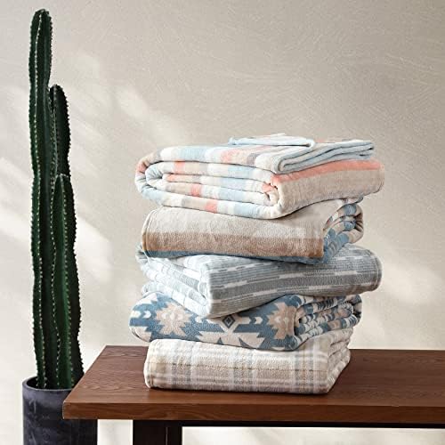 Wrangler - Queen Size Blanket, Super Soft & Reversible Plush Fleece Bedding, Throw Blanket for Couch or Bed (Dakota Grey) - Image 5