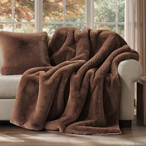 EVERGRACEHOME Faux Chinchilla Fur Throw Blanket, 60"x80", Chestnut Mink - Image 5