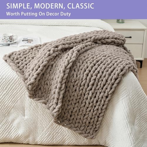Bigacogo Chunky Knit Throw Blanket for Couch, 40x40 inches, Taupe - Image 3