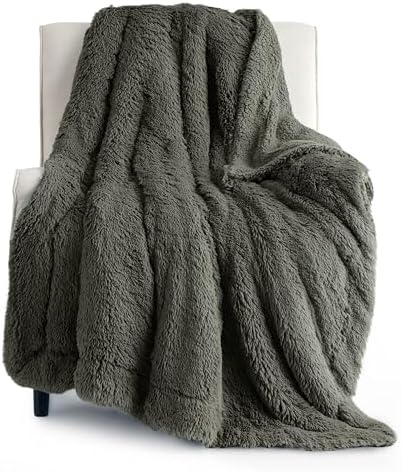 Bedsure Faux Fur Fluffy Sherpa Blanket Couch Throw Olive Green 50"x60" by Unknown