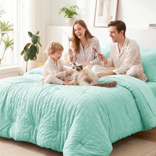 CozyLux Full Size Comforter Set 7 Pieces Mint Green Seersucker Bed in a Bag - Image 7