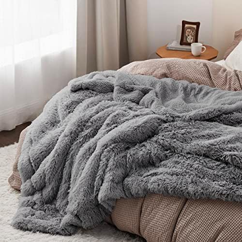 Bedsure Faux Fur Fluffy Sherpa Fleece Queen Bed Blanket Light Grey 60"x80" - Image 4