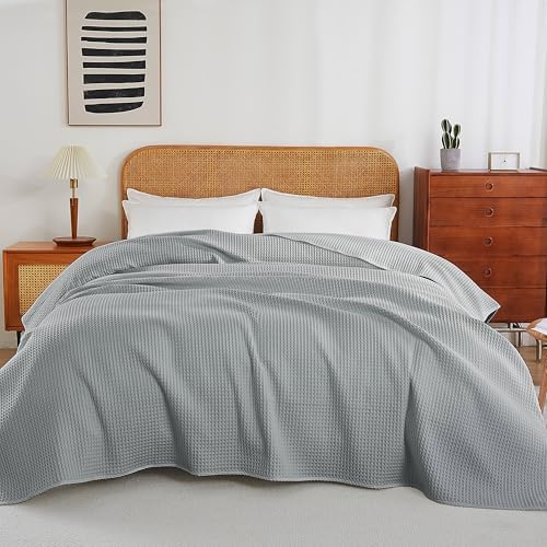 100% Egyptian Cotton Waffle Weave Throw Blanket for Bed Couch Sofa Home Decor, Soft Lightweight Bed & Couch Blanket for All Seasons (Light Grey - King Size - 104 * 90") - Image 3