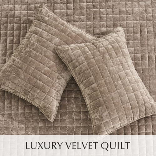 RECYCO Velvet Quilt Set, Oversized California King 118"x106", Natural Tan - Image 4
