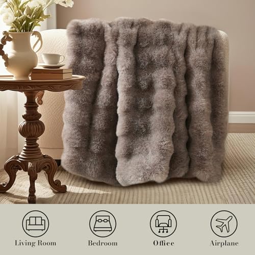 Amélie Home Faux Fur Throw Blanket, Ultra Soft Fuzzy Plush Bubble Blanket for Couch, Bed & Living Room, 60"x80", Cationic Bear Brown - Image 2