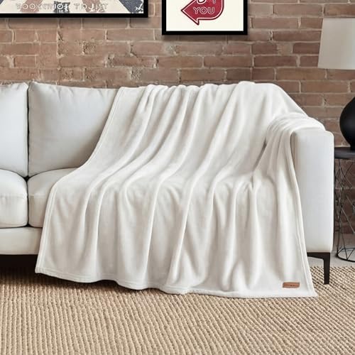 Lucky Brand Solid Plush Throw Blanket, Snowy White, 50"x70" by Unknown