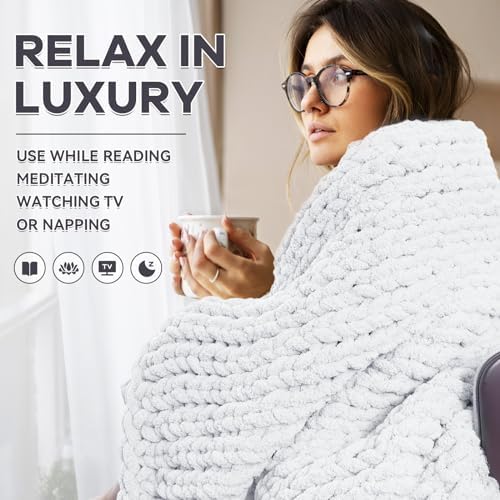 Chunky Knit Throw Blanket for Couch，60X80 Inches White - Image 4