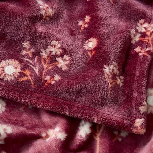 Lucky Brand Daisy Red Floral 50"X70" Cozy Plush Blanket - Premium Microfiber Throw for Luxurious Comfort and Style - Image 3