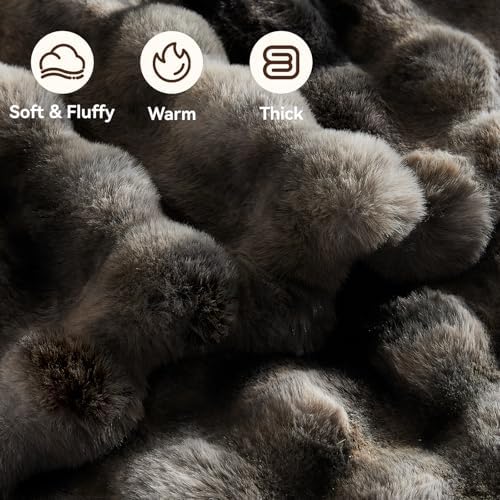 Anysay Faux Fur Throw Blanket, 1000GSM Fluffy Soft Bubble Blanket 80''*90'' - Image 2