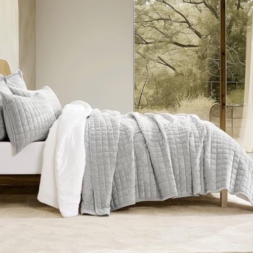 RECYCO Channel Box Stitch Velvet Quilt Set, King Size, Frost Gray - Image 2