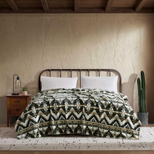 Wrangler - King Blanket, Soft Printed Plush Bedding for Bed or Couch by Wrangler%C2%AE