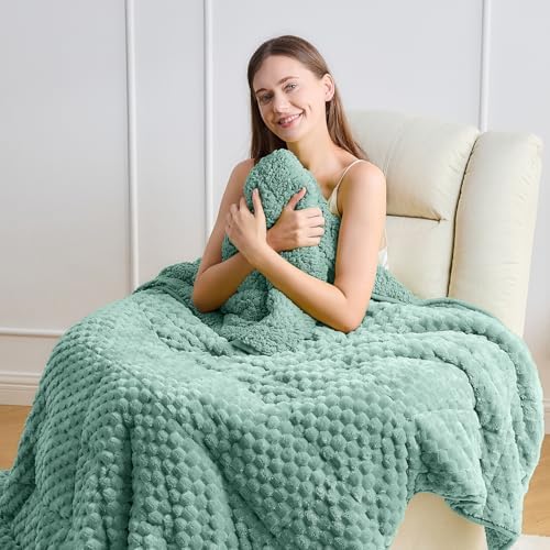 Fleece Weighted Blanket for Adults 60" x 80" 20lbs Fuzzy Blankets, Green - Image 2