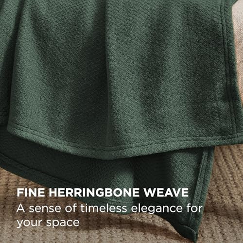 Bedsure 100% Cotton Blanket, Herringbone Weave, Twin-XL, Dark Green - Image 3