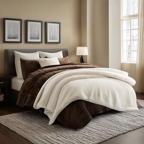 EVERGRACEHOME Faux Chinchilla Fur Throw Blanket, 72"x90", Arctic White - Image 2