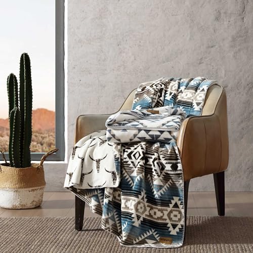 Wrangler - King Size Blanket, Soft & Reversible Bedding for Bed or Couch, Throw Blanket for Year Round Comfort, Oversized Bedding (Dakota Grey) - Image 4