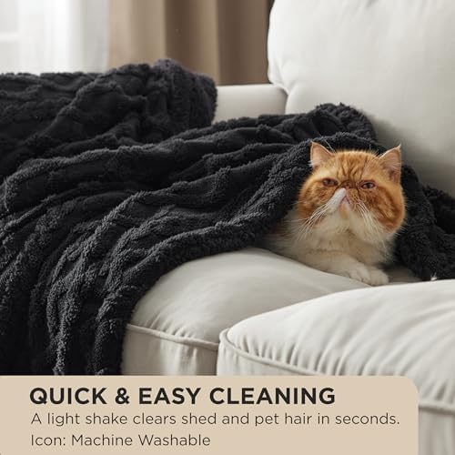 Bedsure Gentlesoft Sherpa Fleece Blanket Twin Size for Bed - Fluffy & Cozy Cable Jacquard Tufted for Women Gift, Thick and Warm Christmas Blanket for Winter, Black, 60x80 Inches - Image 2