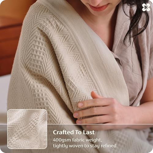 Bedsure PureWoven 100% Organic Cotton Waffle Luxury Blanket, Queen, Beige - Image 4