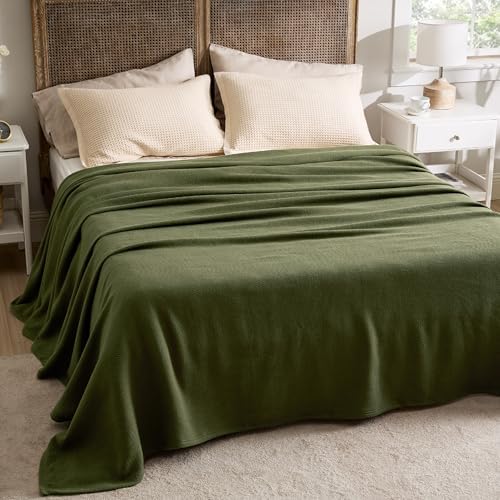Bedsure 100% Cotton Blanket, Herringbone Weave, King, Olive Green - Image 5