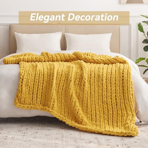 Negwoo Chunky Knit Throw Blanket, Knitted Throw Chenille Yarn, 40"*50" - Image 3