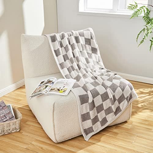 CozeCube Grey White Reversible Checkered Knit Throw Blanket 50"x60" - Image 4