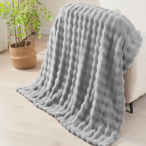 NEWCOSPLAY 3D Bubble Flannel Throw Blanket for Couch Grey, 50"×60" - Image 6