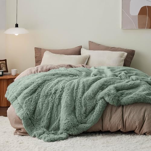 Bedsure Faux Fur Fluffy Sherpa Fleece Queen Bed Blanket Sage Green 60"x80" by Unknown
