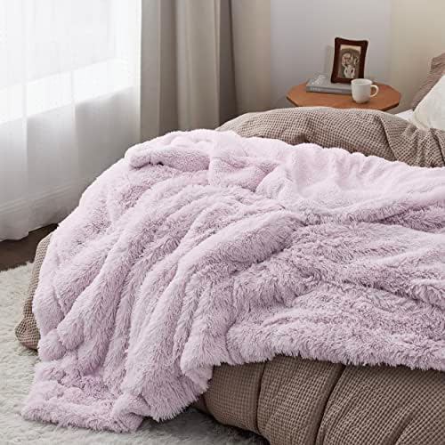 Bedsure Faux Fur Fluffy Sherpa Fleece King Bed Blanket Lavender 108"x90" - Image 3
