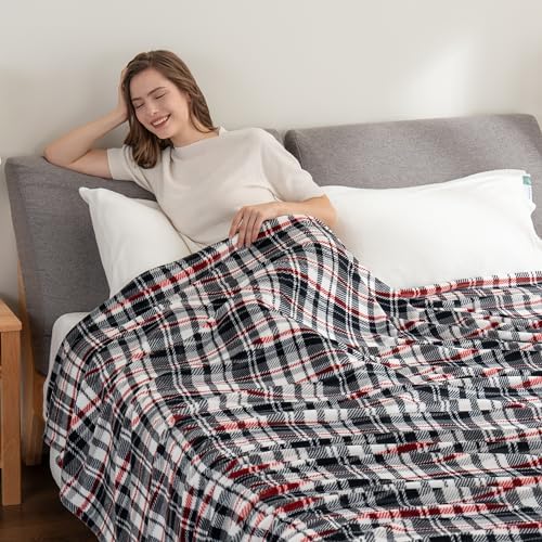 Berkshire Blanket-Classic Heavyweight Warm Soft Printed VelvetLoft® Plush Blanket, King Size Soft Fuzzy Blanket for Couch Sofa Bed, Plaid Black Red, 90in x 108in - Image 3