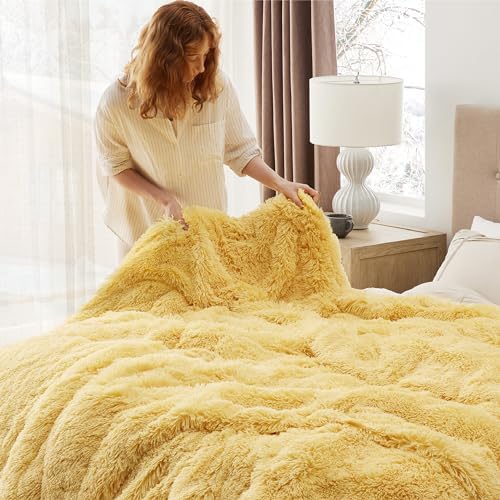 Bedsure Faux Fur Fluffy Sherpa Fleece Bed Blanket Light Yellow 108"x90" - Image 5