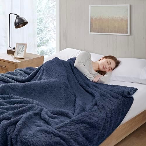 Woolrich Burlington Berber Blanket Super Soft, Cozy Lightweight Cover with Luxurious Velvet Binding, Modern Trendy All Season Bedspread Bedding-Set, King: 108x90, Navy - Image 3
