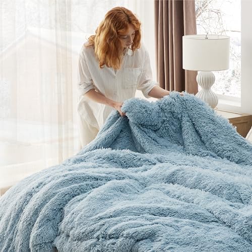 Bedsure Faux Fur Fluffy Sherpa Fleece Queen Bed Blanket Blue 60"x80" - Image 5