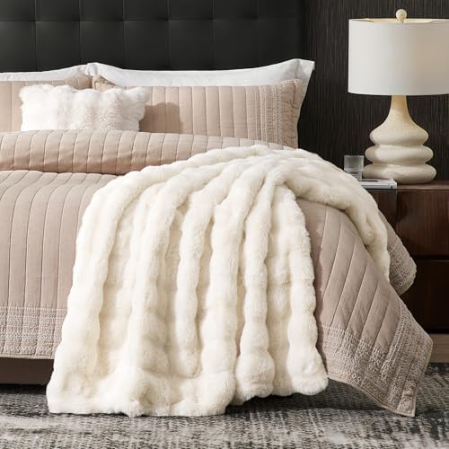 Amélie Home Faux Fur Throw Blanket for Bed, Ultra Soft Fuzzy Plush Bubble Blanket for Bedroom & Bed Decor, 90"x90", Cream White - Image 6