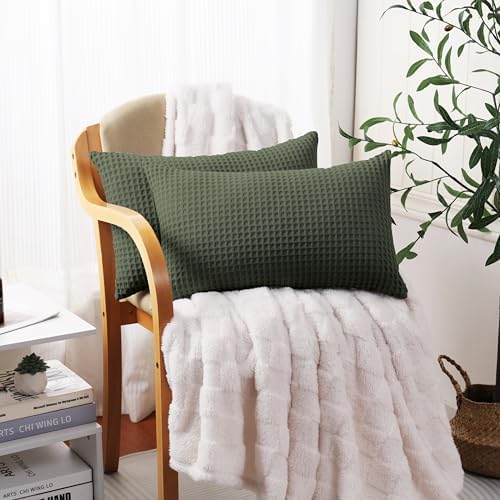 100% Egyptian Cotton 600 TC Waffle Weave Lumbar Pillow Covers 2 Pack - Image 4